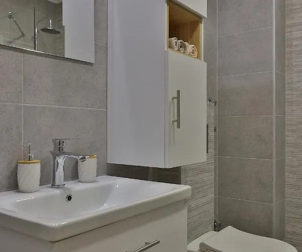 Apartament Antonis *
